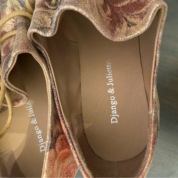 Django & Juliette Kotty Vintage Metallic Floral Shoes NEW - Picture 3 of 5